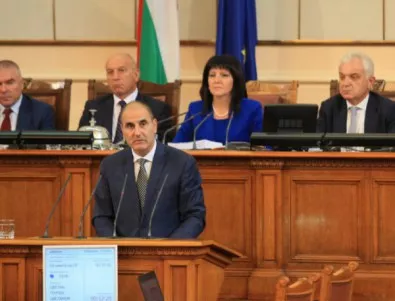 Окончателно: Депутатите от ГЕРБ ще гласуват за оставките на тримата министри