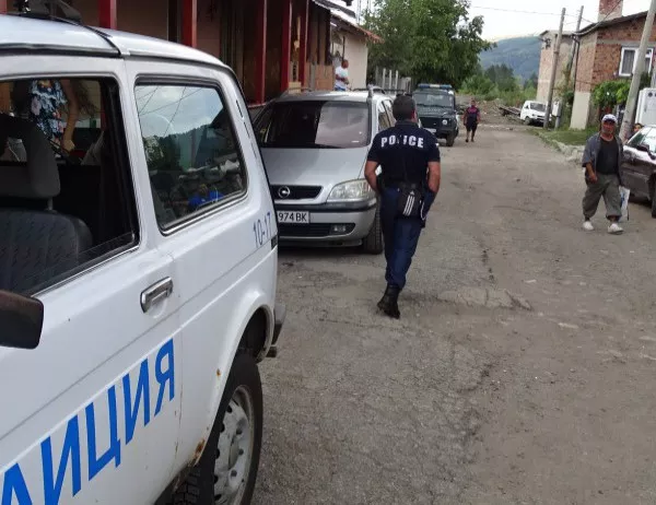 Полицията е на крак в русенския квартал "Тракция"