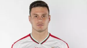 {{ otherArticle[0].article.title }}