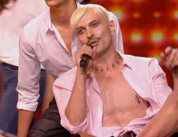 Скандалният артист Иво Димчев изуми съдиите в британския X Factor