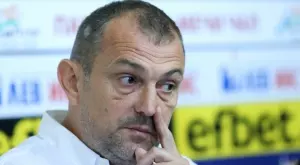 Златомир Загорчич пред сурово наказание след "емоционален" отговор към фен