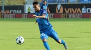 {{ otherArticle[0].article.title }}