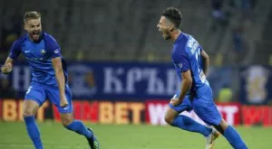 {{ otherArticle[0].article.title }}