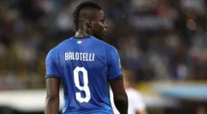 Супер Марио вкара фамозен гол и се включи на живо от телефона си (ВИДЕО)