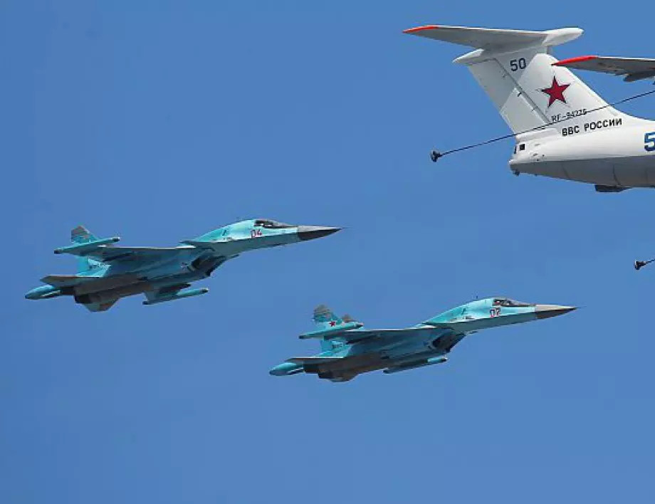 Руснаците са свалили поне 5 свои бойни самолета от началото на войната в Украйна (СНИМКИ)