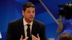 {{ otherArticle[0].article.title }}