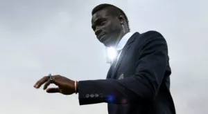 Ница отстрани Балотели от състава заради килцата в повече