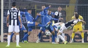 {{ otherArticle[0].article.title }}