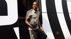 Изненадващ отбор от Висшата лига по петите на Дъглас Коща 