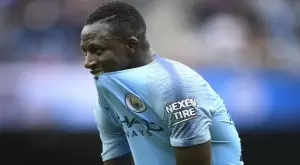 {{ otherArticle[0].article.title }}