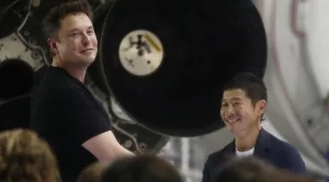 Мъск изпраща японски милиардер в Космоса (ВИДЕО, СНИМКИ)