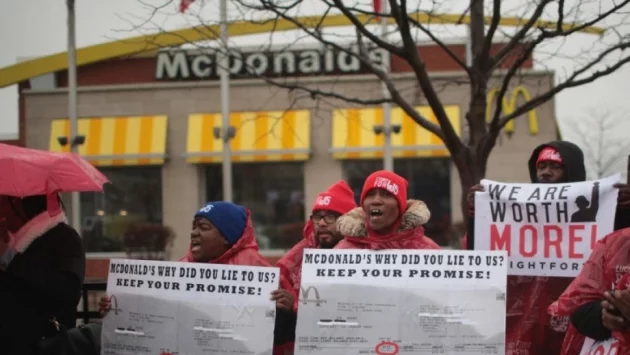 Нови неприятности за McDonald's - заради иск за сексуален тормоз на служителите 