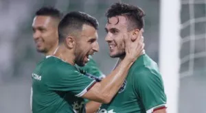 {{ otherArticle[0].article.title }}