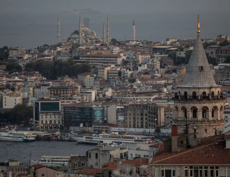 Истанбул - мегаполисът, в който вече няма място за мъртъвците