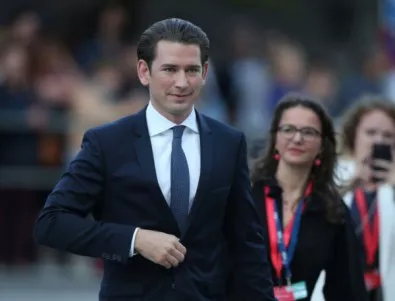 Президентът на Австрия разпуска правителството на Курц