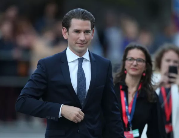 Президентът на Австрия разпуска правителството на Курц