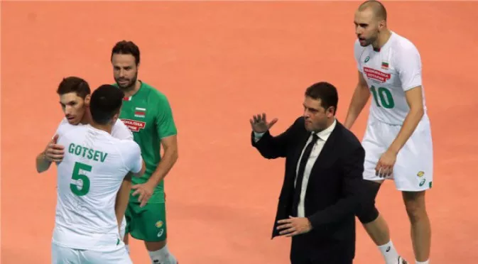 България се бори, но загуби последния си мач от Световното по волейбол