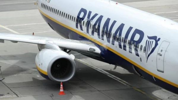 Ryanair отменя 250 полета заради стачки на кабинния персонал