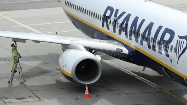 Ryanair направи втора промяна в правилата за ръчния багаж