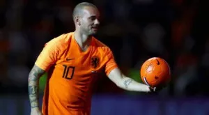 {{ otherArticle[0].article.title }}