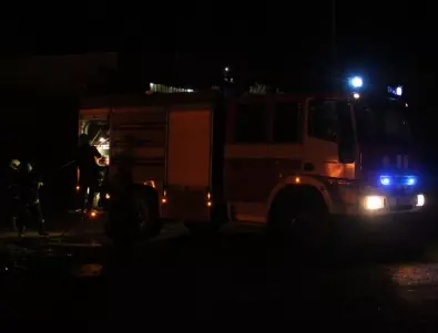 Пожар в хотел в София, един мъж е приет в болница