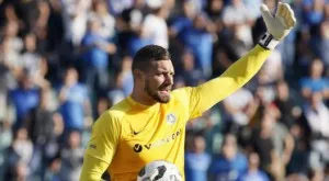 {{ otherArticle[0].article.title }}