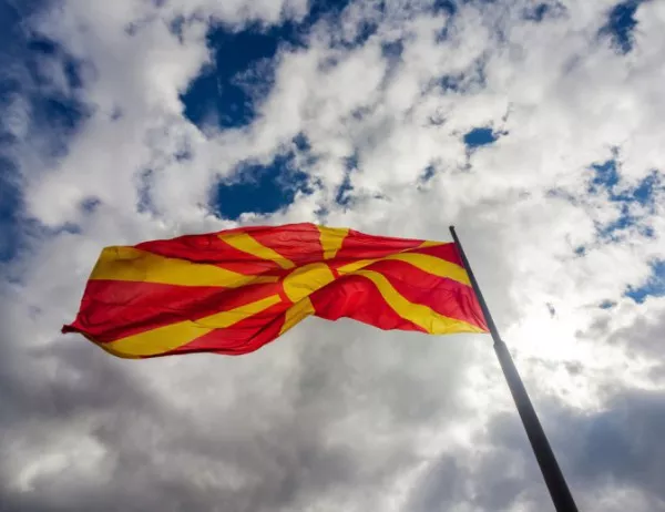 Македонският парламент гласува за историческите конституционни промени
