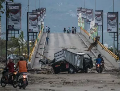 Индонезия отново се люлее, силно земетресение и в Мексико