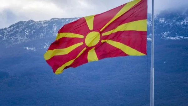 Никола Димитров: Македония в НАТО не означава лоши отношения с Русия