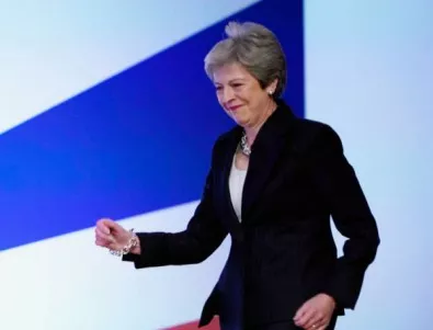 Трима британски министри към Мей: Brexit пак трябва да се отложи