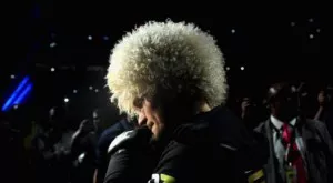 {{ otherArticle[0].article.title }}