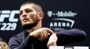 {{ otherArticle[0].article.title }}