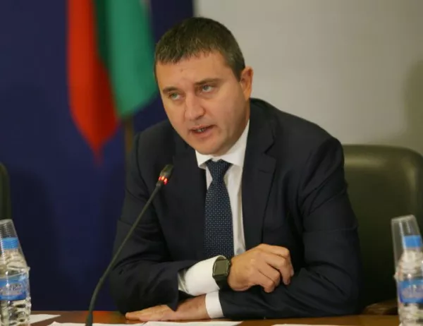 Горанов: Бюджет 2019 не е предизборен, фискалната ни политика е благоразумна
