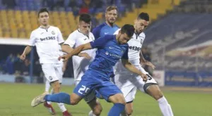 {{ otherArticle[0].article.title }}