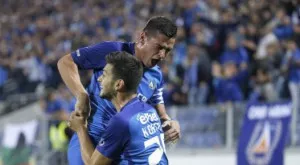 {{ otherArticle[0].article.title }}