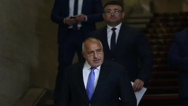 БСП поиска изслушване на Борисов за шпионския скандал, ГЕРБ - на Маринов и шефа на ДАНС