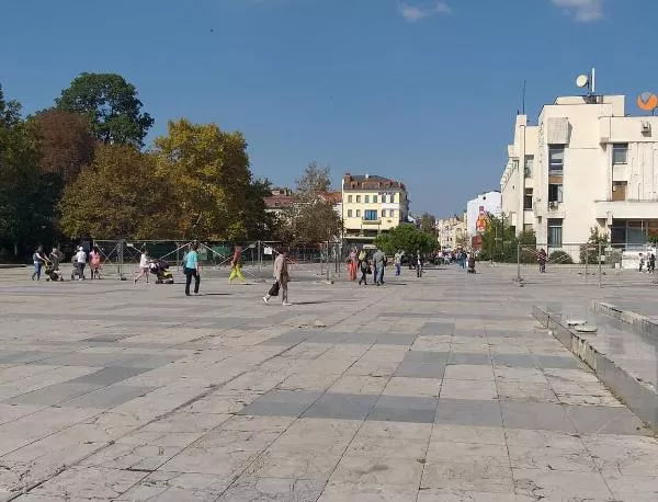 Търсят гранит и мрамор от Гърция и Македония за площад "Централен" в Пловдив