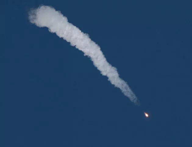 За първи път Китай изстреля ракета в космоса от морска платформа 