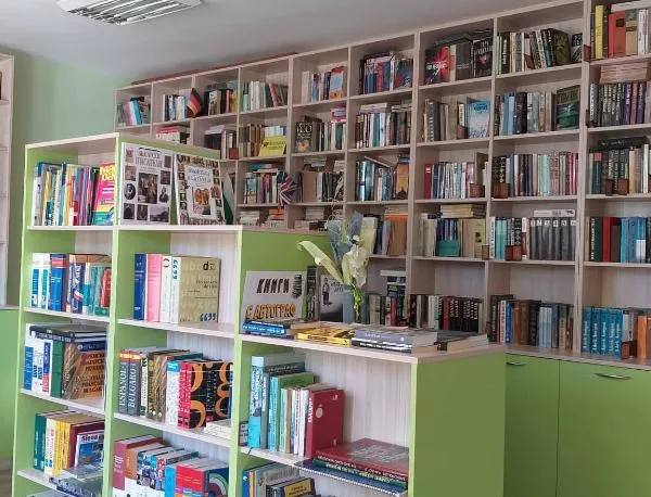 Търсят любимите български автори и книги сред учениците в Пловдив
