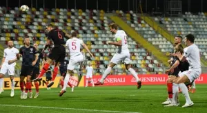 Фаворитът Англия ще бори Хърватия в голямото дерби до момента на Европейското първенство по футбол