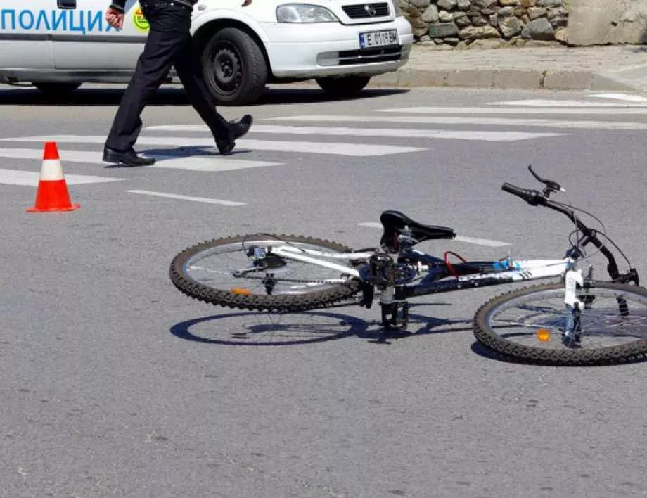 19-годишен шофьор уби велосипедист в Стряма