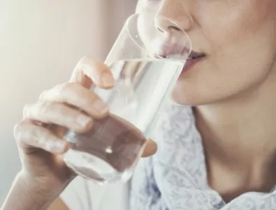 Диетолог: Токсините се изчистват чрез прием на много течности