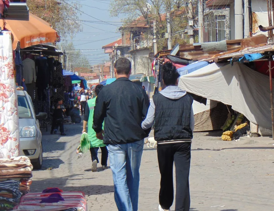Доклад на ЕК за интеграция на ромите: В България липсва активност за търсене на работа