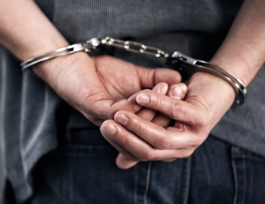 Един от най-издирваните от ФБР бегълци е арестуван в САЩ 
