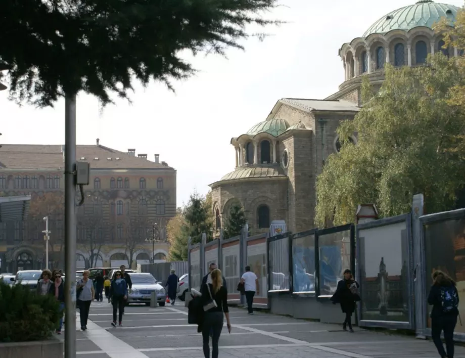 Площад "Света Неделя" става пешеходна зона (СНИМКА)
