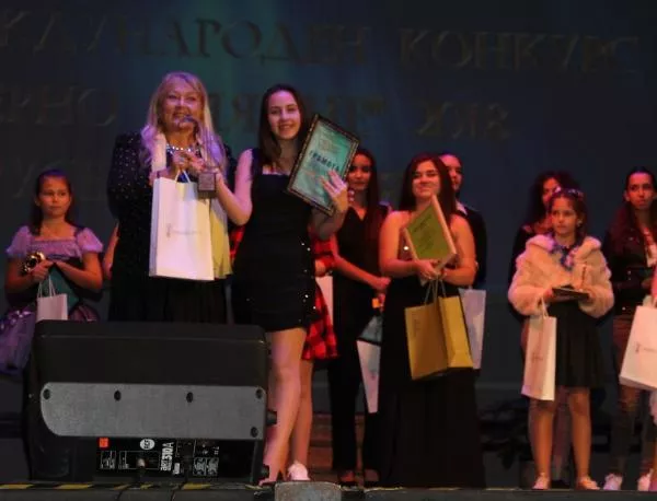 Наградиха призьорите от конкурса „Северно сияние“ в Русе