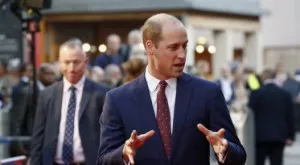 ВИДЕО: Принц Уилям полудя от кеф при завръщането на Астън Вила във Висшата лига