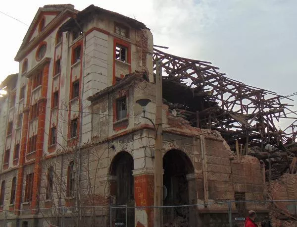 Съдът в Пловдив оневини инвеститорите, съборили склада "Ориент Табако" през 2016 г.