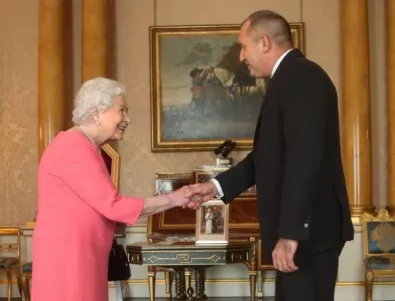 Радеви се срещнаха с кралица Елизабет II и я поканиха в България (СНИМКИ, ВИДЕО)