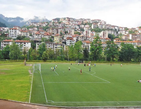 Общински футболен клуб създават в Смолян